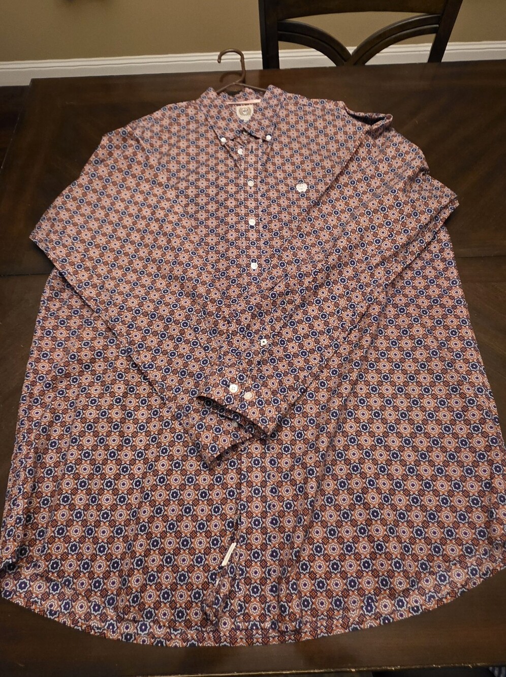 Cinch Men's Button-Down Shirt - Blue & Red Geo Print